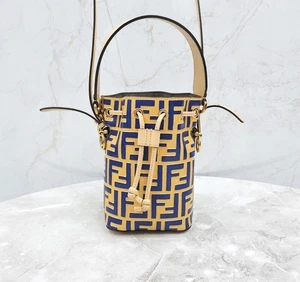 Fendi Montrezzo Leder Bucket Bag 122556173 - Picture 1 of 6