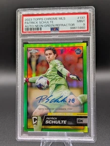 COMO NUEVO 9 Patrick Schulte ROOKIE Auto Neon Green Refractor #137 2023 MLS 95/99 - Imagen 1 de 2