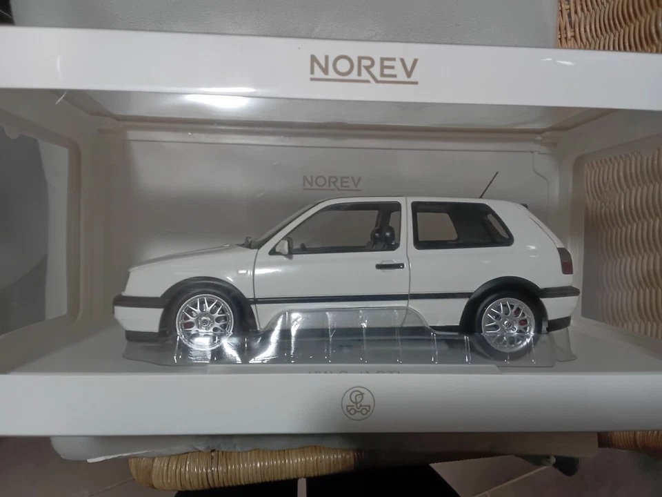 1 18 Norev VW Volkswagen Golf III 3 GTI 1996 Candywhite 20 Ans Édition 188508