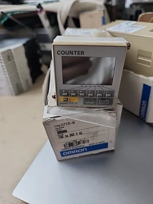 New OMRON H7CR-B Fast Shipping  - Image 1 of 4