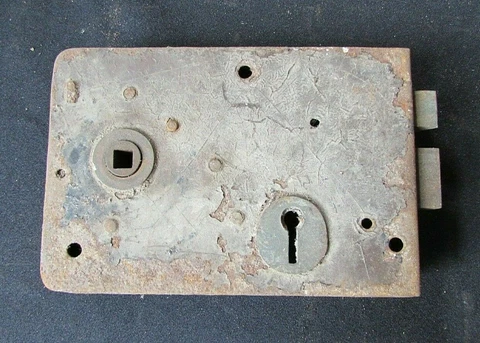 Original Reclaimed Antique door mechanism rim lock (T65) Cover