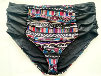 Traje de baño de talla grande para mujer SO Talla 3x Negro Multicolor Foto 1 de 4