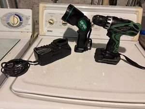 Hitachi DS 12DVF3 12v Cordless Drill & Flashlight & Charger 1 Battery - Picture 1 of 14