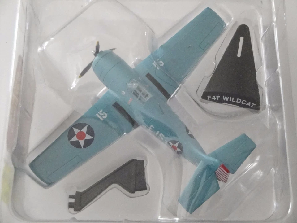 AEREI MILITARI COLLECTION - F4F WILDCAT DIE-CAST + STAND, SCALA 1:87, NUOVO! - Immagine 1 di 1