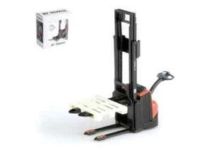1/24 Scale Vehicle Truck BT Staxio Forklift Model Electric Stacker Diecast Toy - Picture 1 of 8