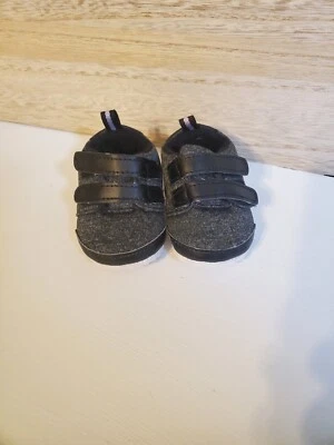 Carter's Boys Toddlers Shoes  Size 3-6 Months - Image 1 of 4