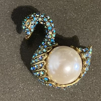 HEIDI DAUS КОЛЛЕКЦИОННОЕ ИЗДАНИЕ КРИСТАЛЛ ЖЕМЧУГ ЛЕБЕДЬ БУЛАВКА БРОШЬ - Изображение 1 из 4