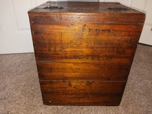 LARGE VINTAGE BLANKE'S WOOD WOODEN COFFEE BOX CRATE.  - Picture 1 of 22