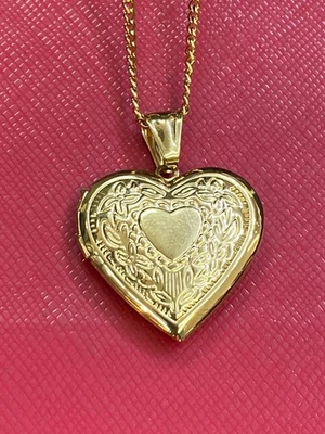 Womens Locket Necklaces Heart Pendant Gold Plated Stainless Steel free Chain New - Image 1 of 3