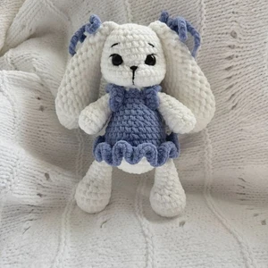 Juguete amigurumi suave lavanda blanca conejito ganchillo hecho a mano - Imagen 1 de 4
