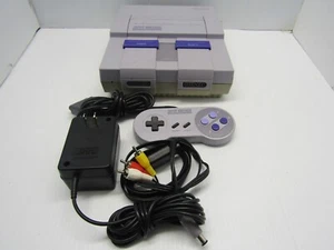 Original Super Nintendo Console With Controller - PLUS 10 GAMES - TESTED/WORKING - Picture 1 of 24