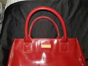 Sachi Insulated Lunch Box, Red patent leather, zippered fashion shiny - Picture 1 of 10