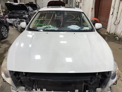 HOOD Volvo S60 XC60 2011 11 2012 12 2013 13 White 1428031 Foto 1 de 4