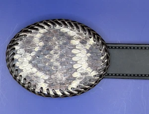 Real Eastern Diamondback Rattlesnake Hand laced Belt Buckle made in USA - Picture 1 of 3