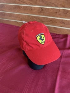 Red Ferrari official logo cap Children’s size with elastigation - Picture 1 of 10