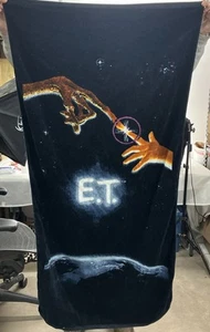 Vintage ET Movie Beach Towel Royal Terry Rare 1982 Movie Memorabilia - Picture 1 of 6