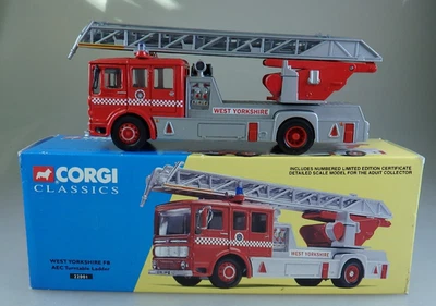 Corgi Toy 22001 Feuerwehr - AEC Turntable Ladder 1997 - UNBESPIELT (111356) - Bild 1 von 4