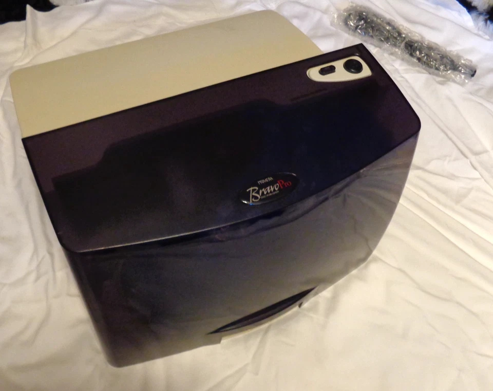 Primera BRAVO PRO Disc Publisher & Printer - No Accessories - FREE SHIPPING! - Image 1 of 4