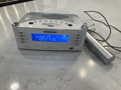 Sangean RCR-22 Atomic Digital Alarm Clock AM/FM 2 Bands Radio 2 Bands - Image 1 of 2