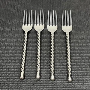 Lote de 4 tenedores de ensalada de acero inoxidable SILVER TEAR 18/8 7,5" Twist - Imagen 1 de 12