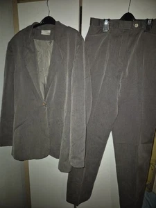 Womens Suit Jacket & Trousers Size 14 - Picture 1 of 4