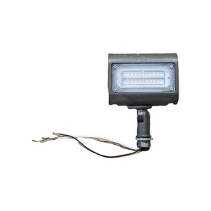 UL LED Flood Light 15W - Wet Location Certified Outdoor Lighting - Model TLFLF15 - Picture 1 of 2