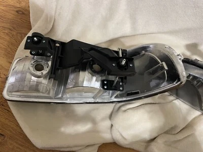 GMC sierra 1500 99-07, sierra 2500 99-04, sierra 1500HD/2500HD head lights - Imagem 1 de 2