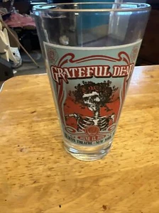 Vintage 2016 GRATEFUL DEAD BEER GLASS June 15,1976 Beacon Theater New York D - Picture 1 of 5