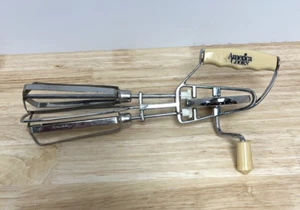 America Cooks Hand Mixer - Picture 1 of 6