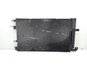 C2Z31742 AIRCONDITIONING CONDENSOR / RADIATOR / HFC134A / 8X2H19C600AA C2Z9461 C - Picture 1 of 10
