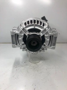 Lichtmaschine Bosch Mercedes 150A C-Klasse 0124525054 A2721540002 - Picture 1 of 3