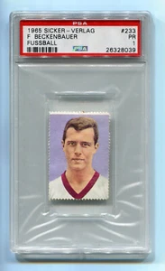 1965 Sicker-Verlag Die Fussball Season 233 Franz Beckenbauer PSA 1 NQ RC Rookie - Imagen 1 de 2