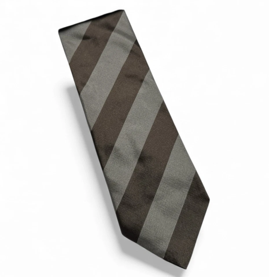 Giorgio Armani Cravatte 100% Silk Tie Brown Gray Diagonal Stripes Made in Italy - Image 1 of 4