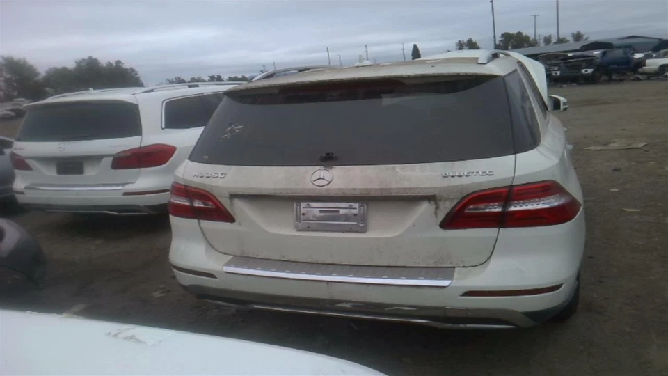 Used A/C Compressor fits: 2012 Mercedes-benz Mercedes ml-class 166 Type ML350 di - Image 1 of 4