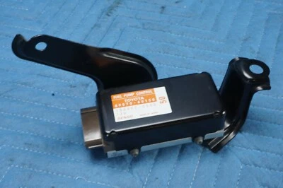 Módulo de bomba de combustible Lexus LX570 con soporte 89570-60150 11/2007 a 01/2012 OEM Foto 1 de 4