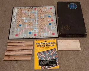 Vintage 1953 SCRABBLE Board Game Selchow & Righter - Complete With Word Guide - Picture 1 of 6