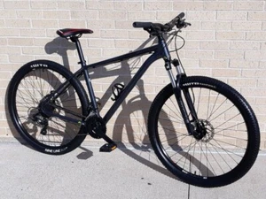 Cannondale 29er Trail 8 (2020) Disc 24Spd Big Tires Fork Lrg Light 21Spd - Picture 1 of 9