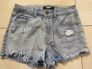Bemore American Original Rewash Brand Distressed Jean Shorts Size 3/26 - Picture 1 of 4