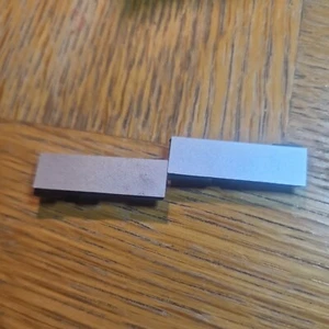 Hp Probook 650 G8 Right & left Screen LID BEZEL Screw Plastic Cover Free P&P - Picture 1 of 2