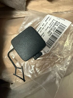 Tapa de ojal de remolque parachoques trasero AUDI Q2 GA desde 2016 original 81A807441 Foto 1 de 3
