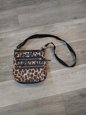 Cartera bandolera para mujer con estampado de Dana Buchman Foto 1 de 4