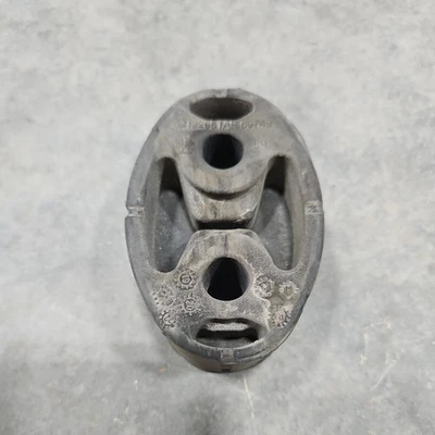 Оригинальный изолятор подвески выхлопной системы Mopar Ram 52122651AF 2011-2022 Ram B3 от оригинального производителя - Изображение 1 из 3