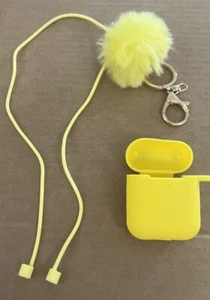Funda protectora de silicona 3 en 1 y llavero pompón para Apple Airpods Pro estuche de carga - Imagen 1 de 6