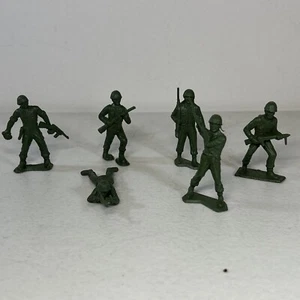 Vintage MPC Plastic Green WWII Army Men 2 Inch Soldiers - Lot of 6 - Picture 1 of 12