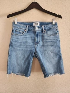 Paige Jax Knieshorts Denim Jeans roher Saum ausgefranst 9" abgeschnittene Bermuda GR. 26 - Bild 1 von 9