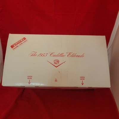 Danbury Mint The 1953 Cadillac Eldorado Diecast 1:16 scale - Image 1 of 4