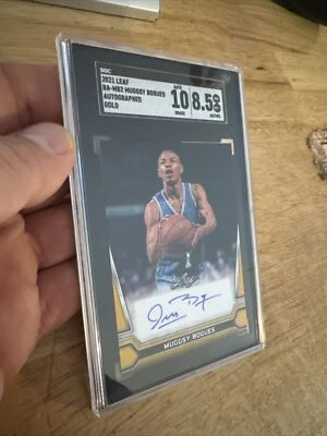 Muggsy Bogues Autograph Auto SGC 10 Gem GOLD Autographed Leaf Tyrone Hornet 2021 - Image 1 of 4