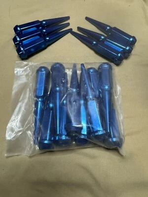Blue Steel Spike Lug Nuts 14mm X 1.5 RH Dually Large Truck Never Used Lot 16 - Image 1 of 4