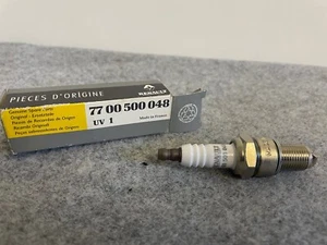 RENAULT 7700500948 SPARK PLUG CLIO PLUG MEGANE PLUG LAGUNA PLUG ESPACE PLUG - Picture 1 of 1