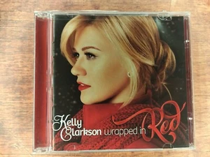 KELLY CLARKSON WRAPPED IN RED CD DELUXE EDITION [MINT, LIKE NEW GIFT CONDITION!] - Picture 1 of 6